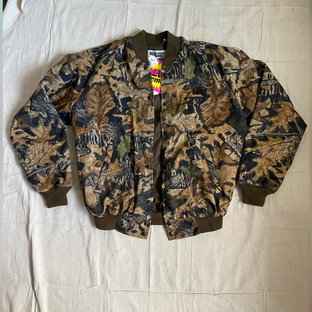 Jerzees Mossy Oak camo jacket NWT